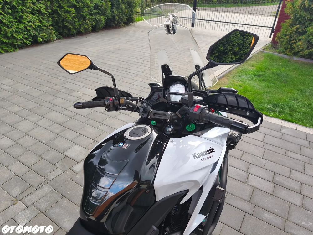Kawasaki Versys 650 - 12