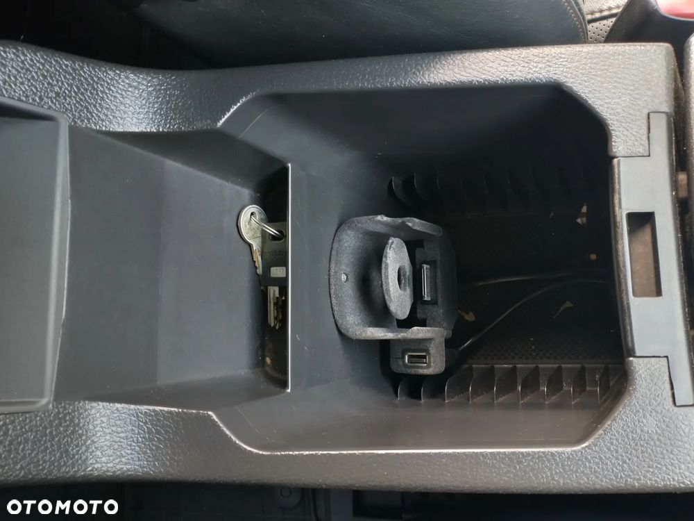 Volvo XC 90 - 20