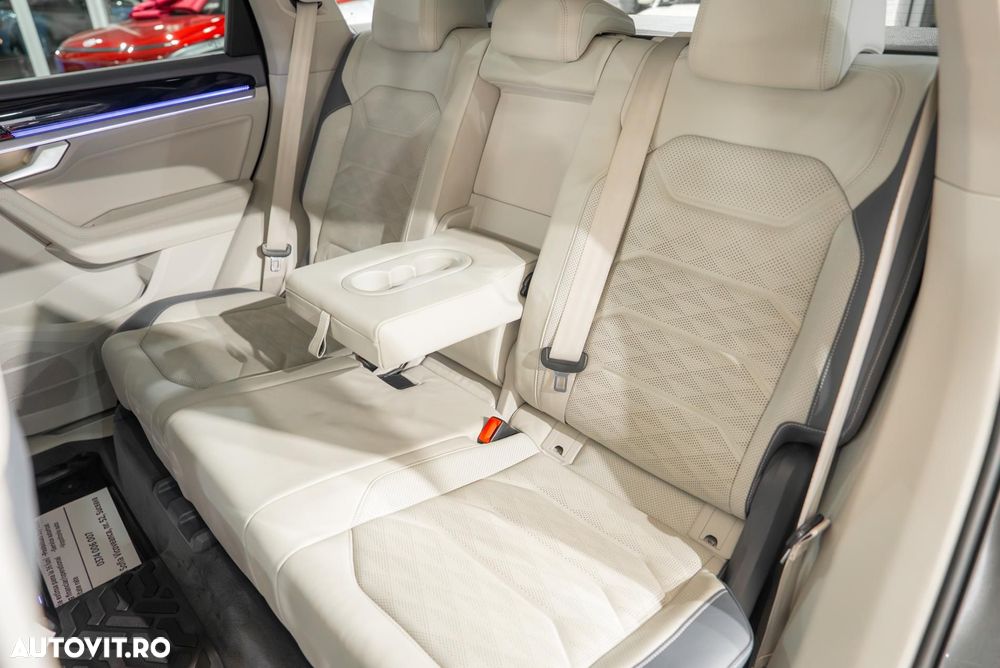 Volkswagen Touareg 3.0 V6 TDI 4Motion DPF Automatik - 24