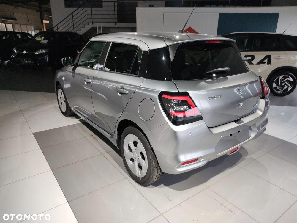 Suzuki Swift 1.2 Dualjet SHVS Premium Plus CVT - 5