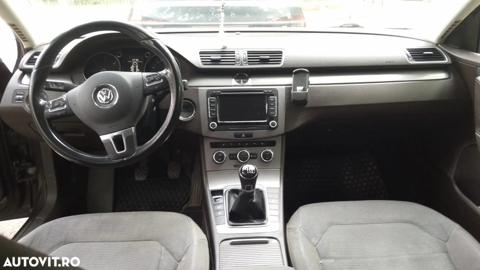 Volkswagen Passat 2.0 TDI DPF Blue TDI Comfortline - 5