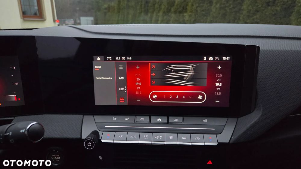 Opel Astra 1.2 T GS Line S&S - 22