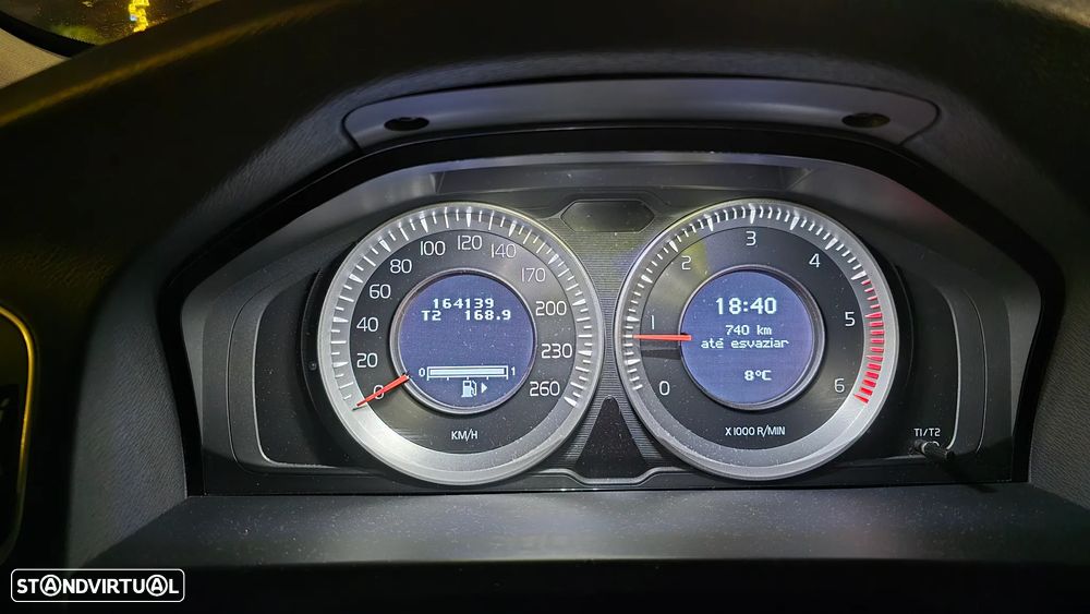 Volvo V60 2.0 D3 Momentum Start/Stop - 9