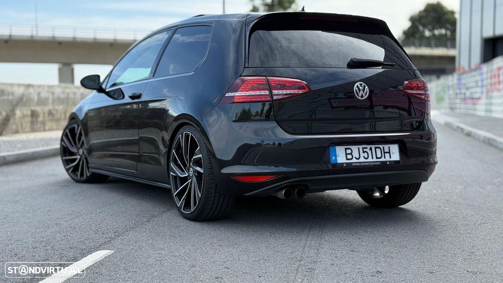 VW Golf 2.0 TDi GTD DSG - 39