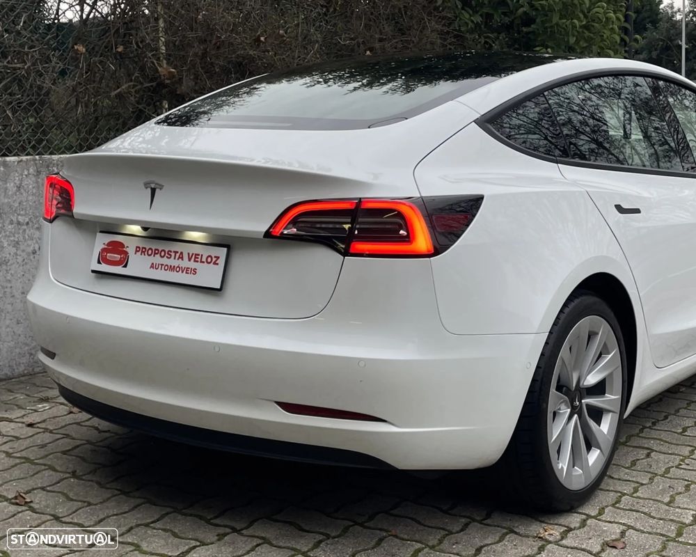 Tesla Model 3 Standard Range Plus RWD - 2
