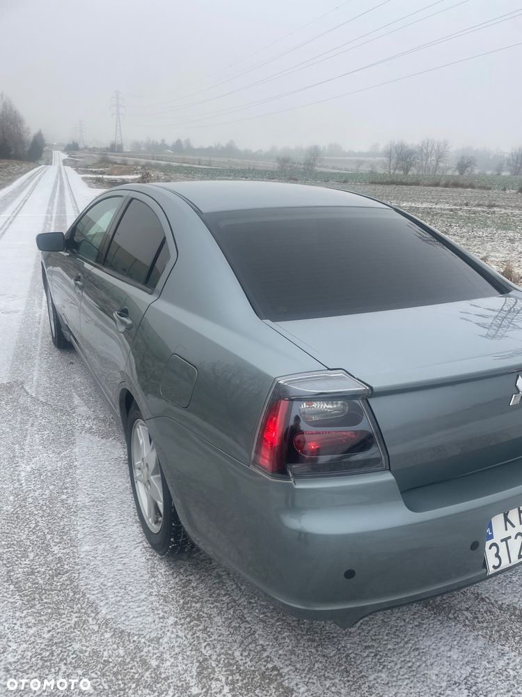 Mitsubishi Galant 2.4 ES - 5