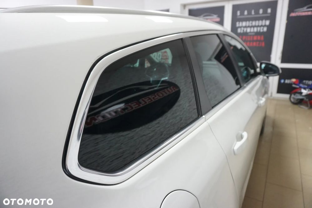 Opel Astra 1.4 Turbo Cosmo - 15