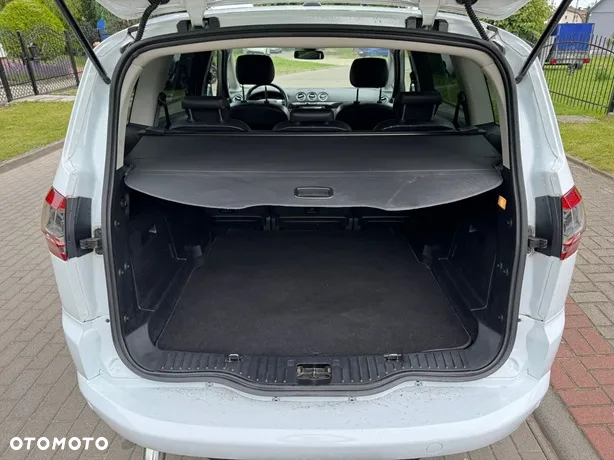 Ford S-Max 2.0 TDCi DPF Titanium - 4