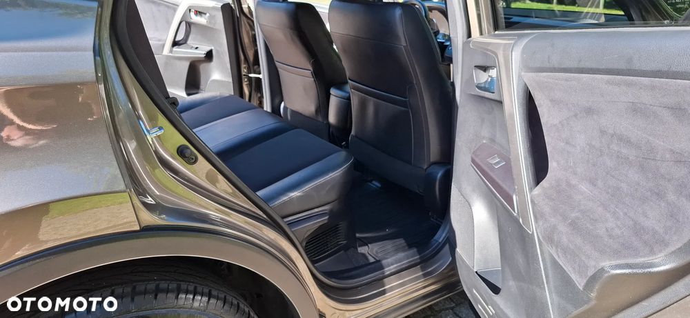Toyota RAV4 Hybrid Style 4x4 - 11