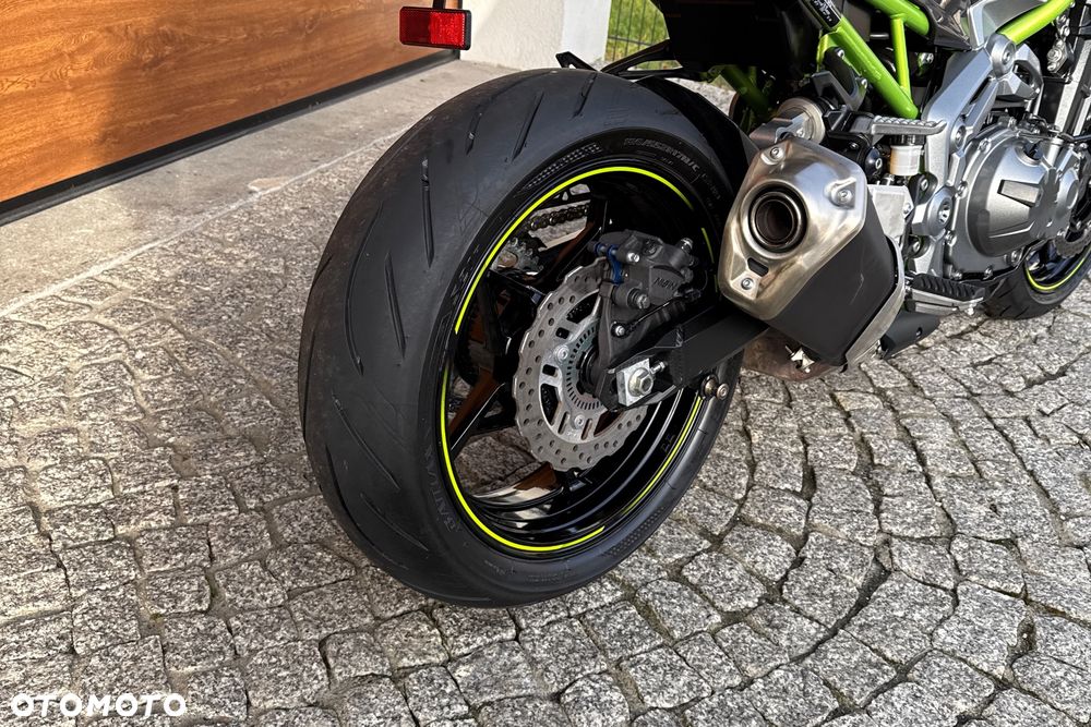 Kawasaki Z 900 - 14