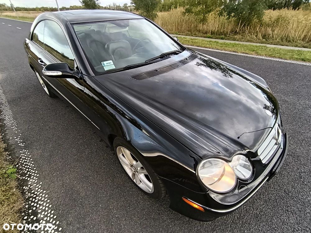 Mercedes-Benz CLK - 12