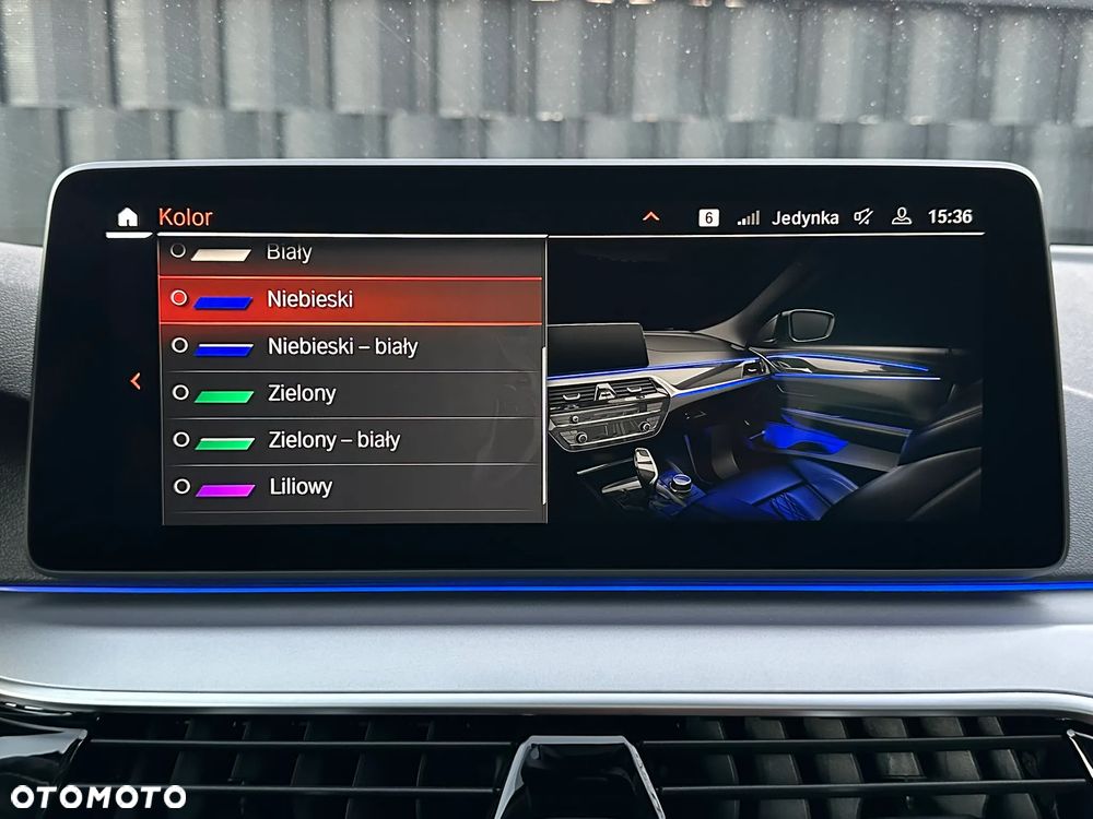 BMW Seria 5 520d xDrive - 31