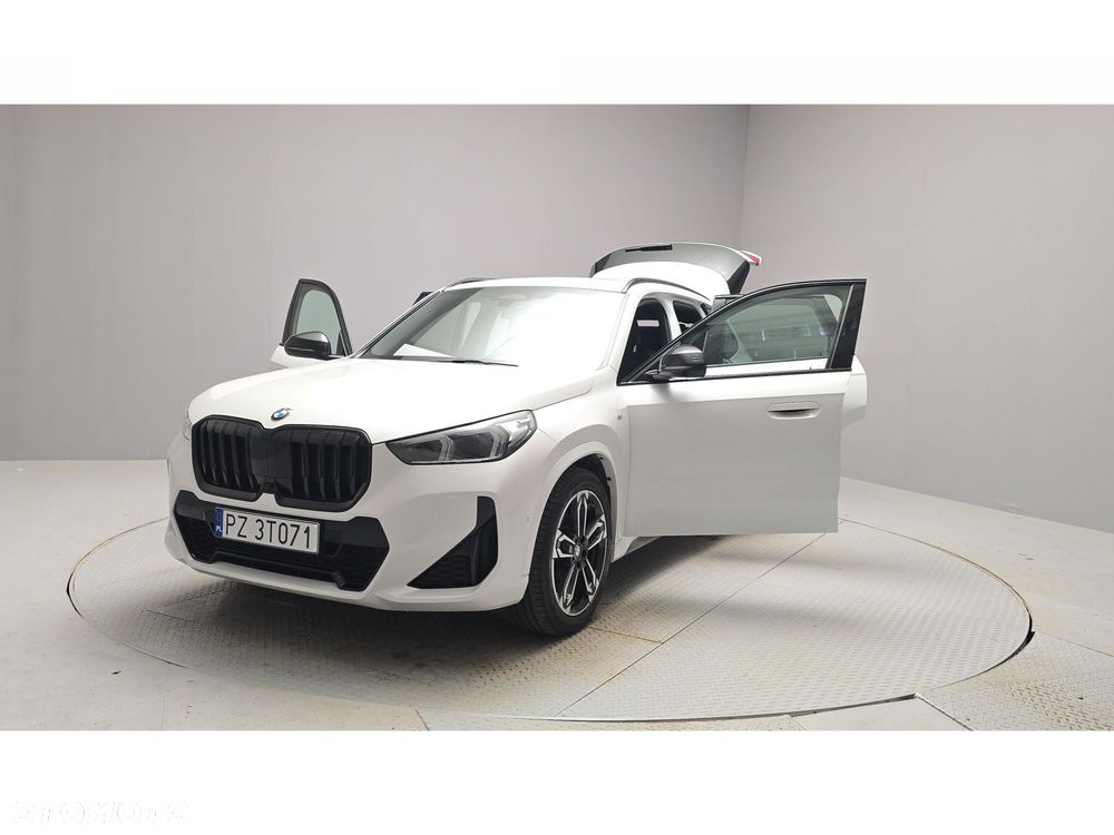 BMW X1 - 15