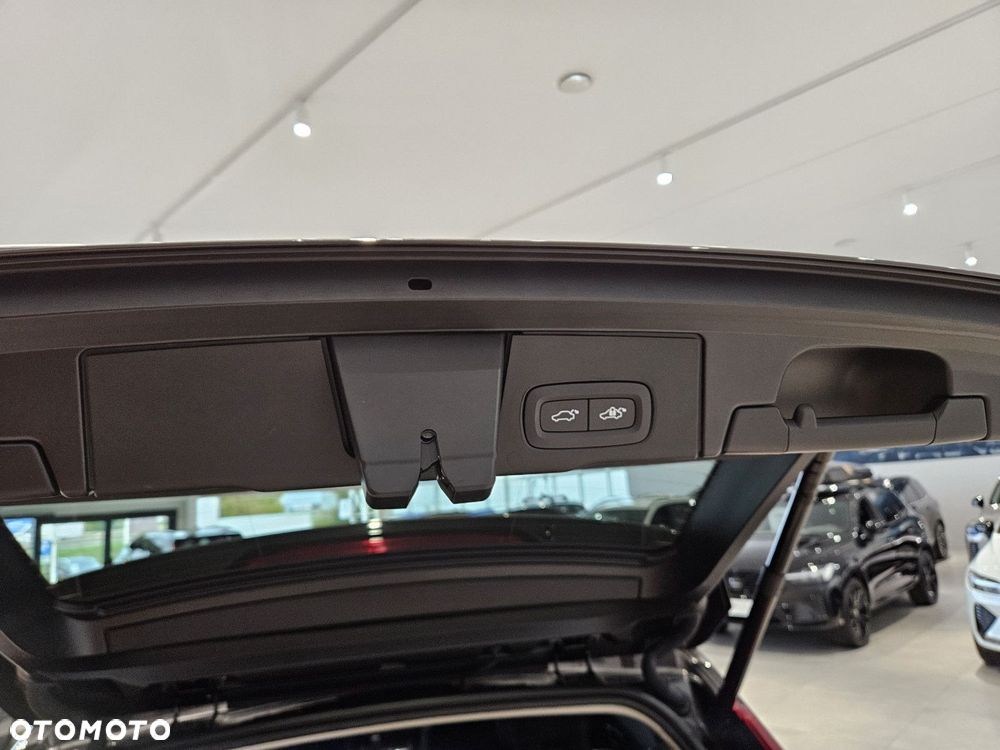 Volvo XC 60 - 32