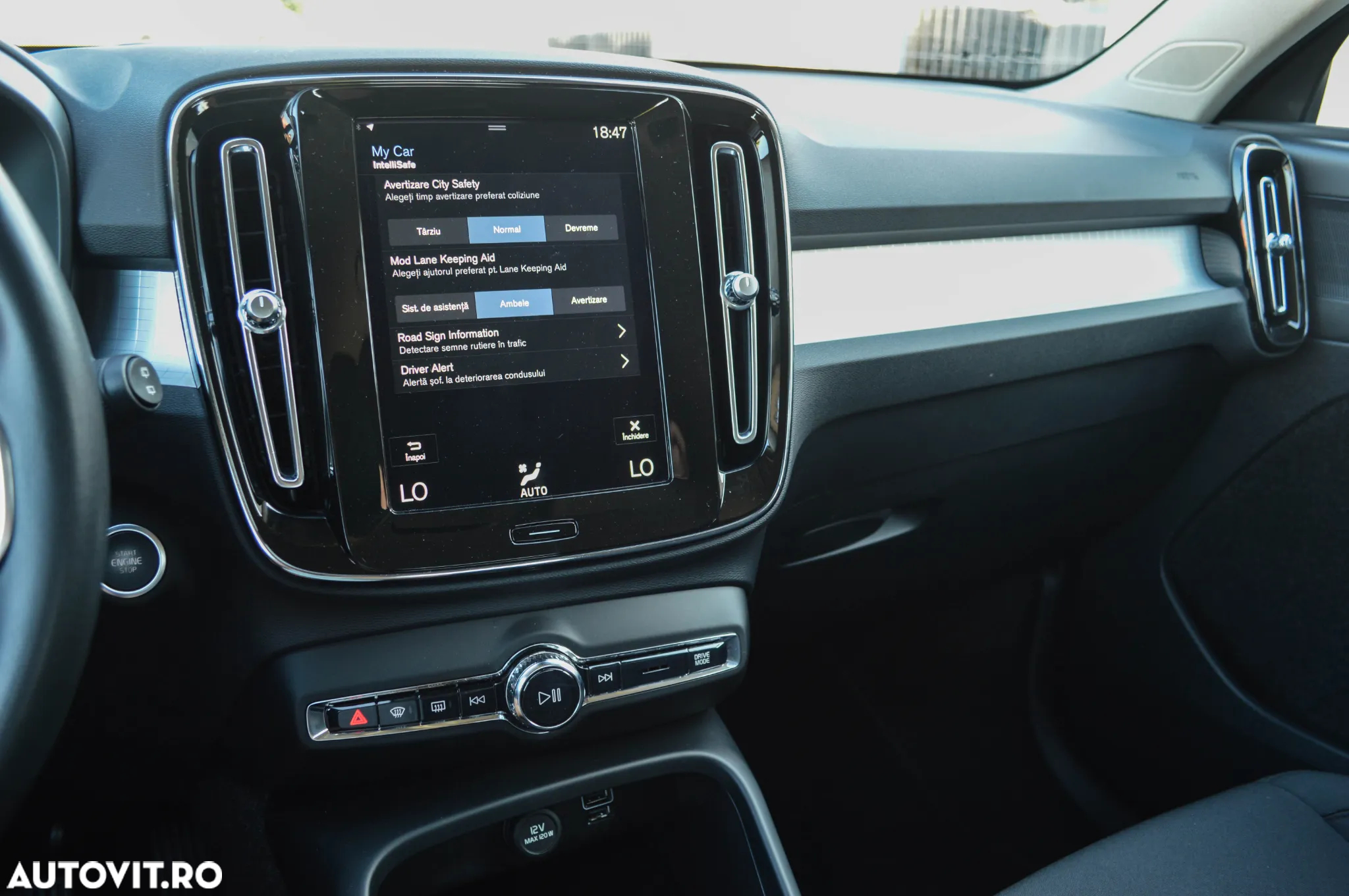 Volvo XC 40 Recharge T5 Twin Engine AT7 Inscription Expression - 21