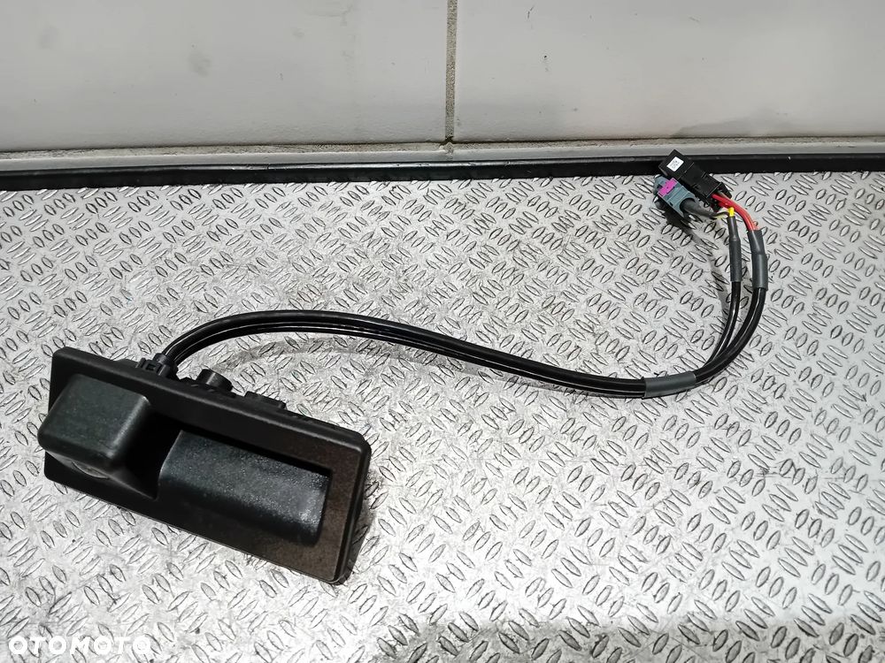 kamera cofania stycznik otwierania klapy Audi A4 B9 sedan 2017 3V0827566C - 2