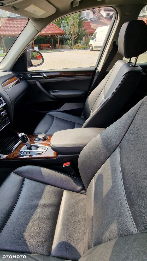 BMW X3 xDrive28i - 11