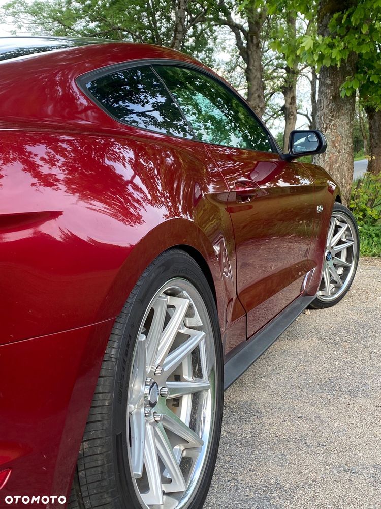 Ford Mustang - 3