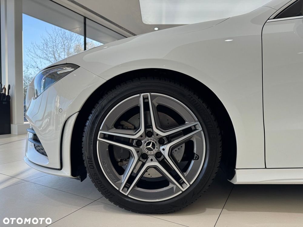 Mercedes-Benz CLA - 18