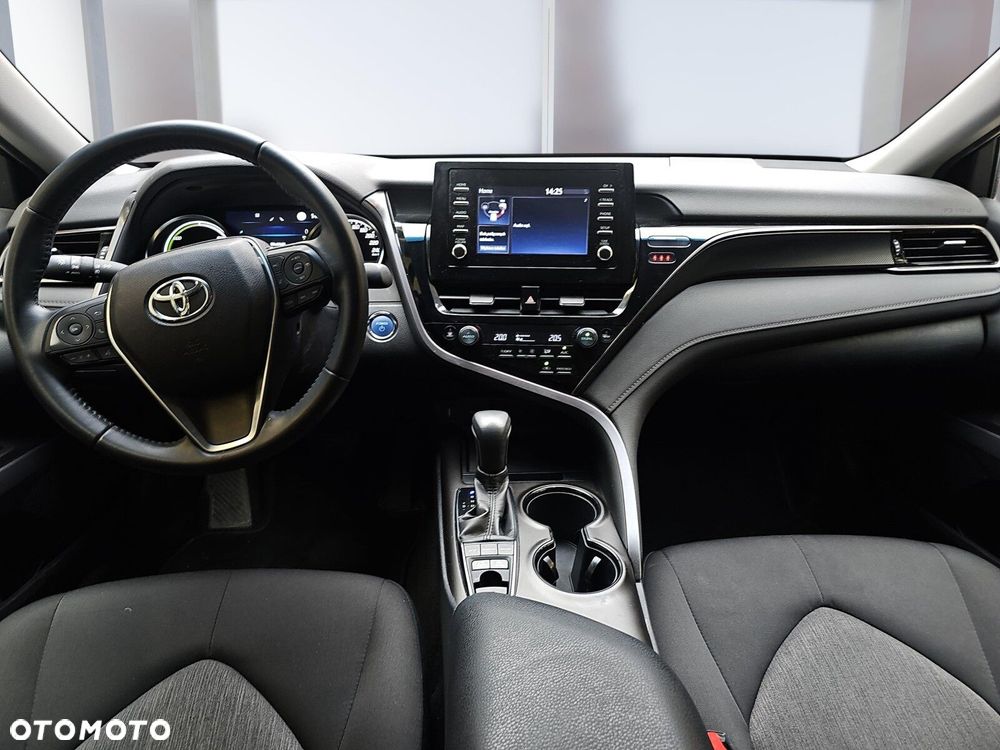 Toyota Camry 2.5 Hybrid Comfort CVT - 8