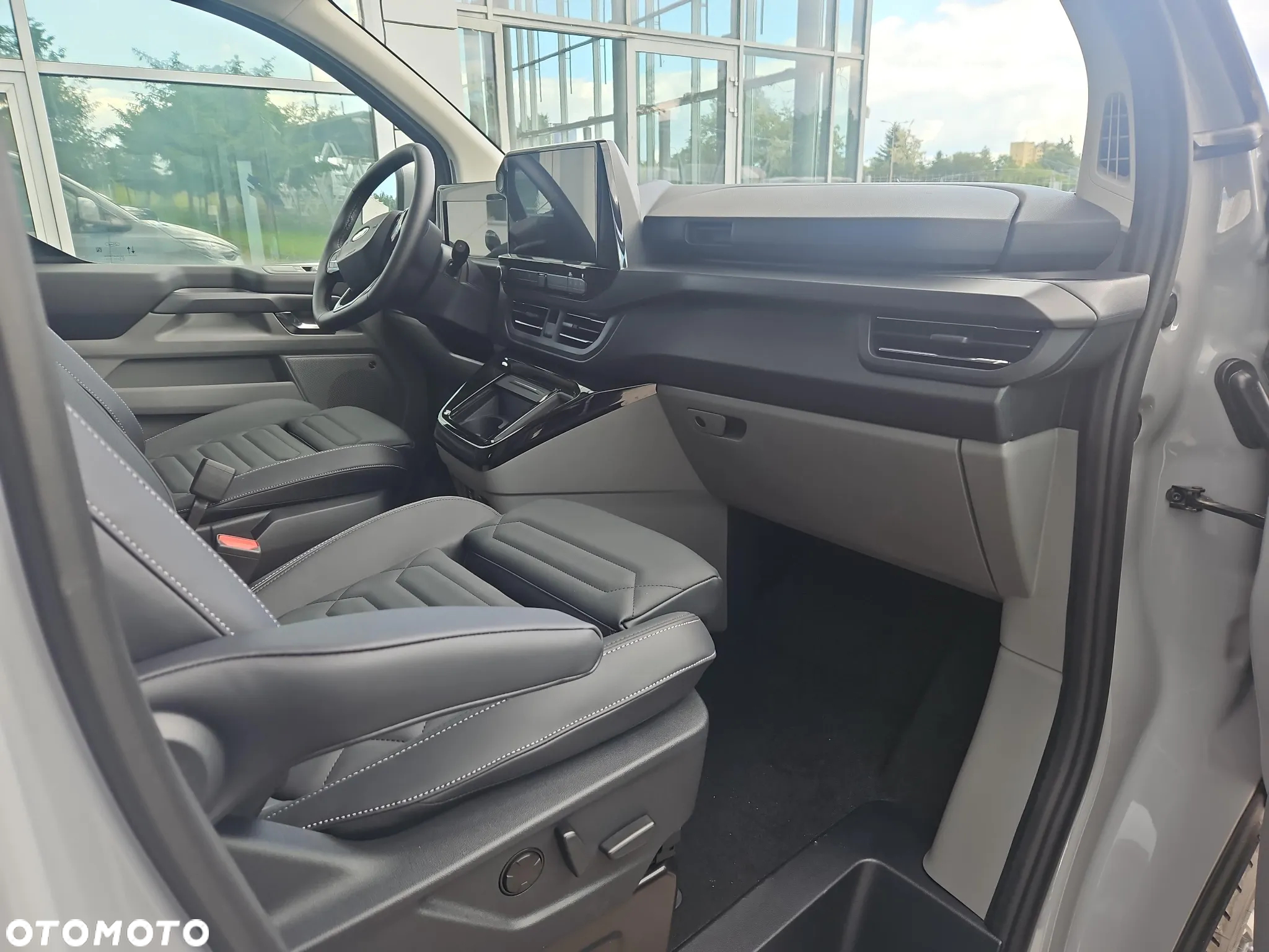Ford Tourneo Custom 2.0 EcoBlue 320 L2 Titanium X - 9
