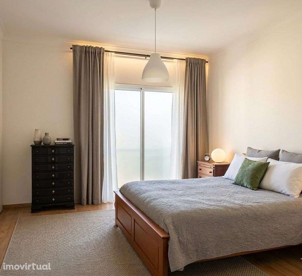 T2 Luminoso com Varandas – Urbisado | Excelente Localização em Setúbal - Grande imagem: 2/8