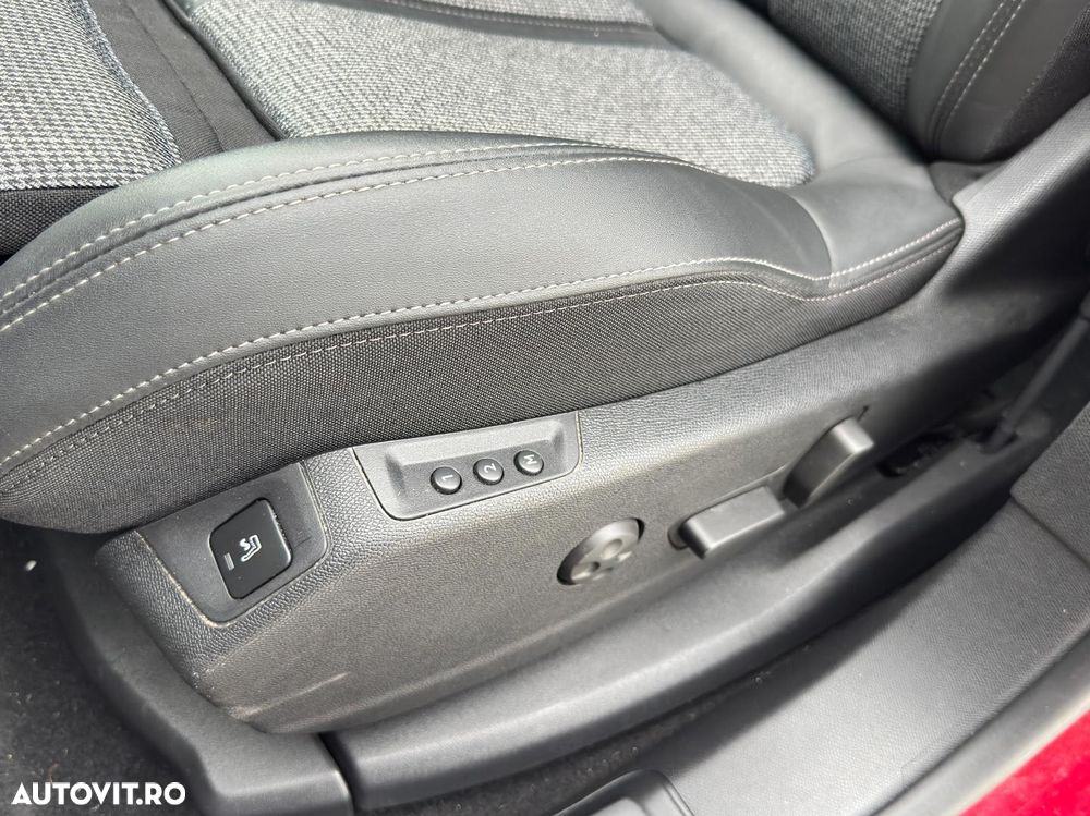 Peugeot 3008 PHEV EAT8 Allure - 11