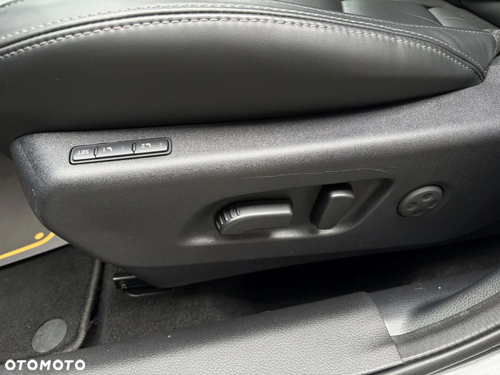 Nissan Qashqai 1.3 DIG-T Tekna+ - 32