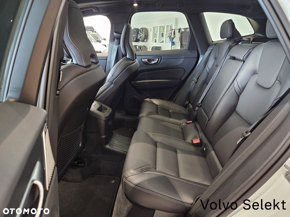 Volvo XC 60 - 35