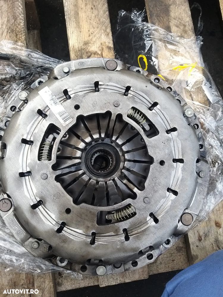 Kit Volanta pentru Bmw X3 (E83) 2.0 D din 2006 - 1