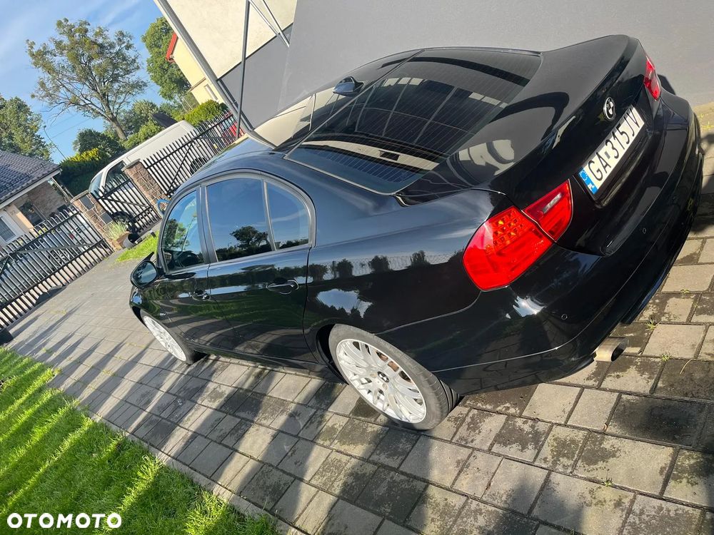 BMW Seria 3 318d - 19