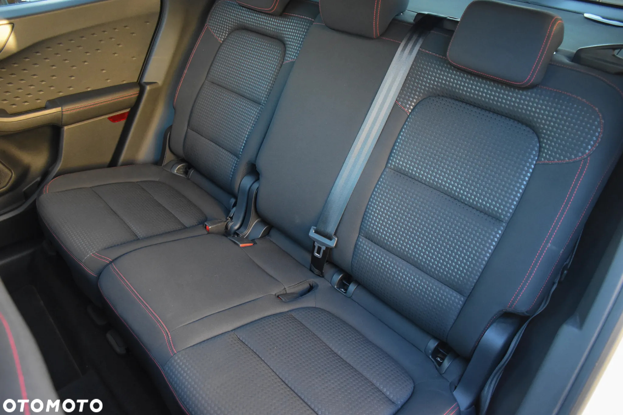 Ford Kuga 2.0 EcoBlue 4x4 ST-LINE X - 35
