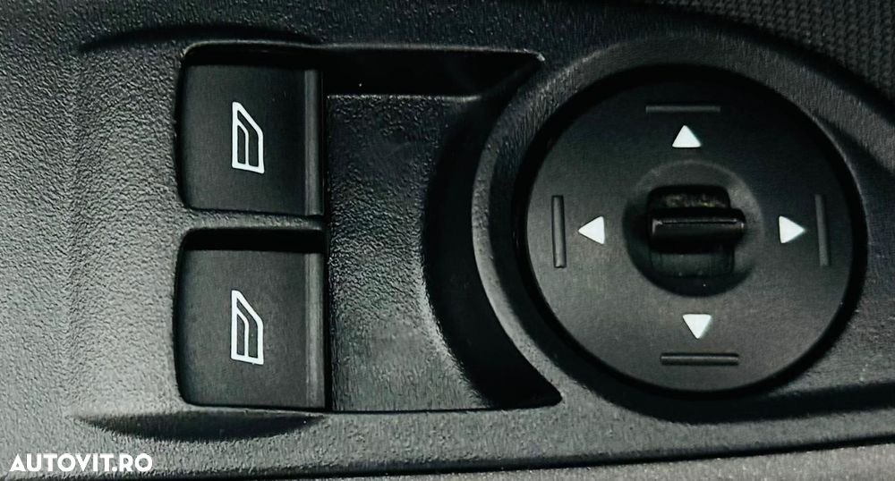 Ford Focus 1.5 EcoBoost Active Business - 12