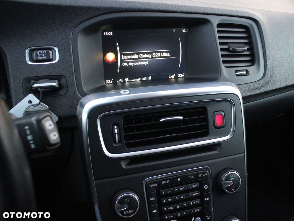 Volvo V60 D3 Momentum - 13