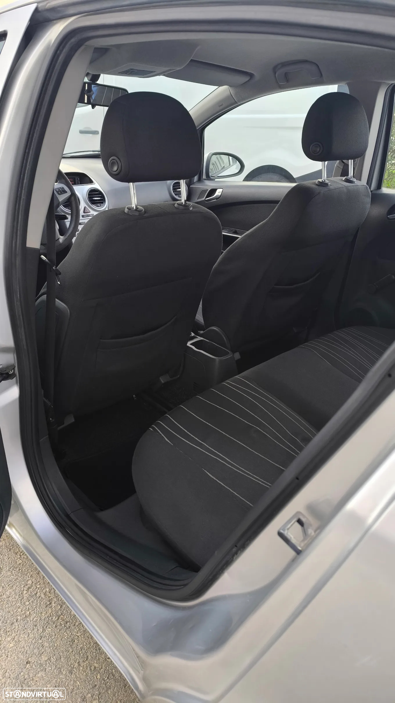 Opel Corsa 1.2 Cosmo - 38