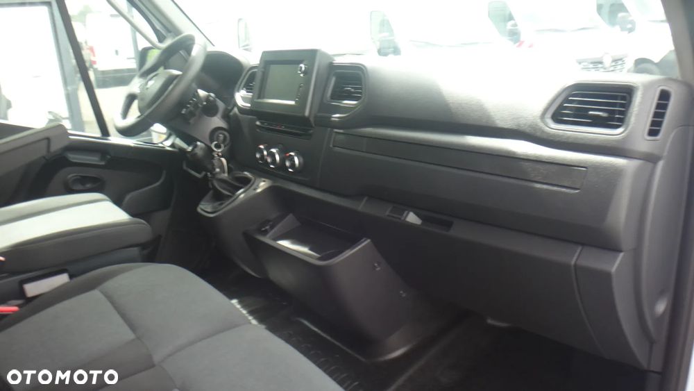 Renault Master - 11