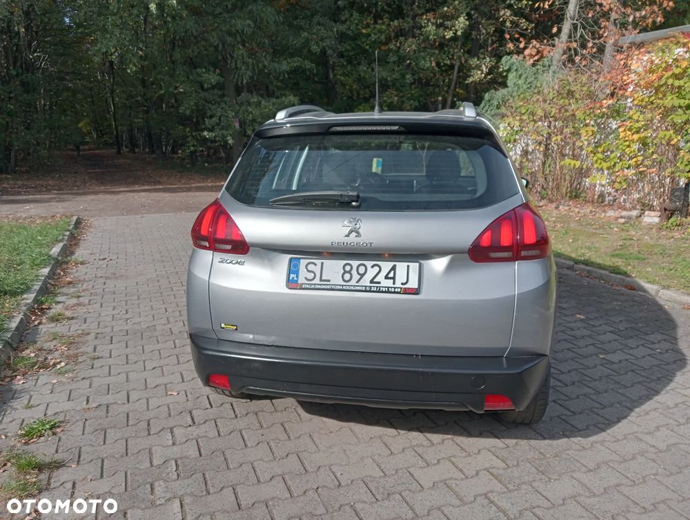 Peugeot 2008 PureTech 82 Style - 9