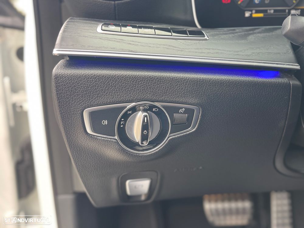 Mercedes-Benz E 300 de 9G-TRONIC AMG Line - 16