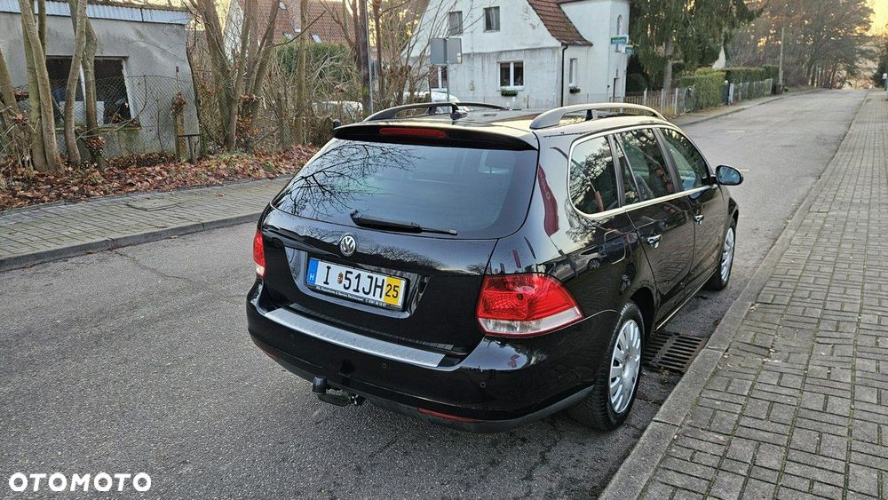 Volkswagen Golf 2.0 TDI DPF Highline - 8