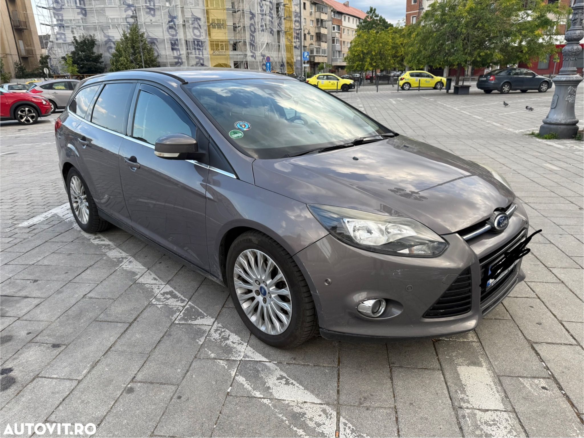 Ford Focus 2.0 TDCi DPF Powershift Sport - 1