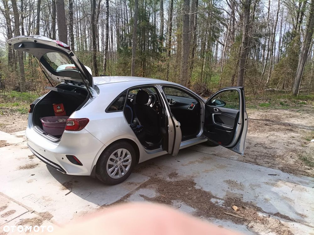 Kia Ceed - 8