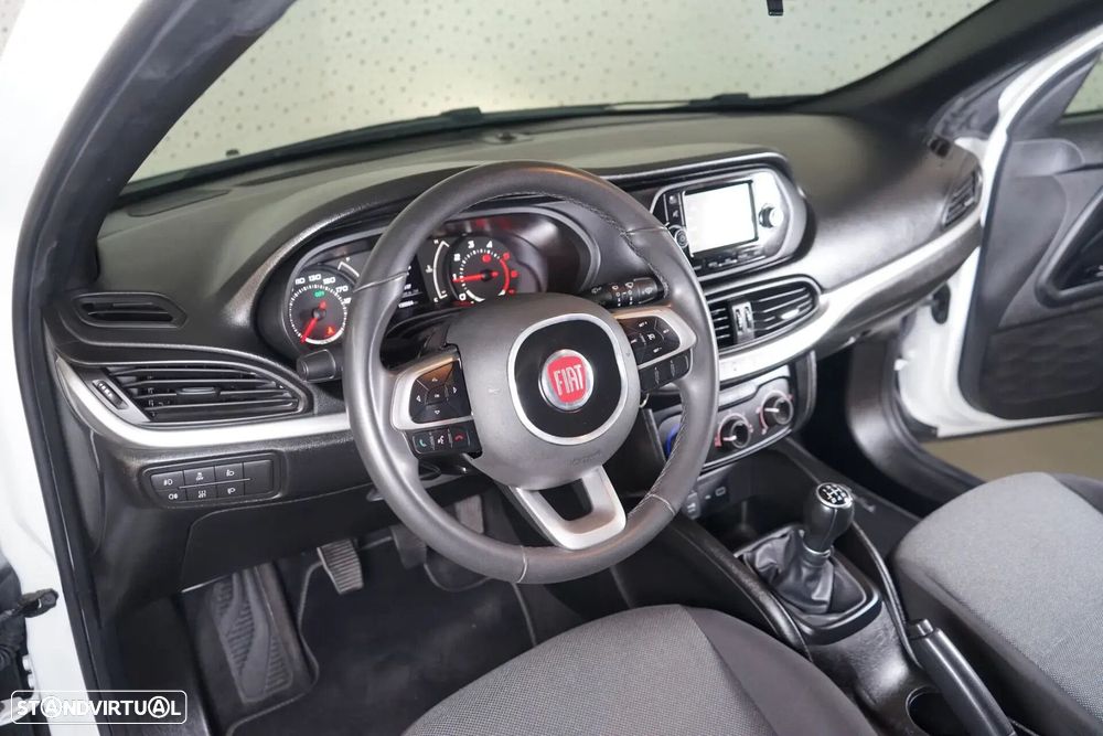 Fiat Tipo — fotografia 16