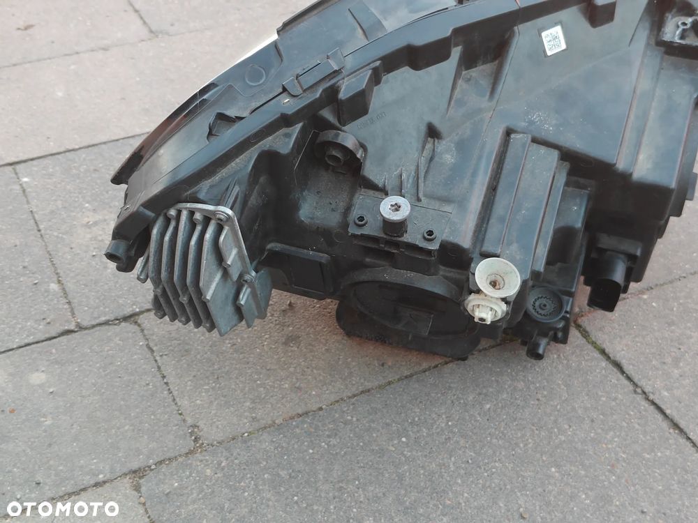 Mercedes Benz GLA H247 Lampa przód lewa wersja USA - 4