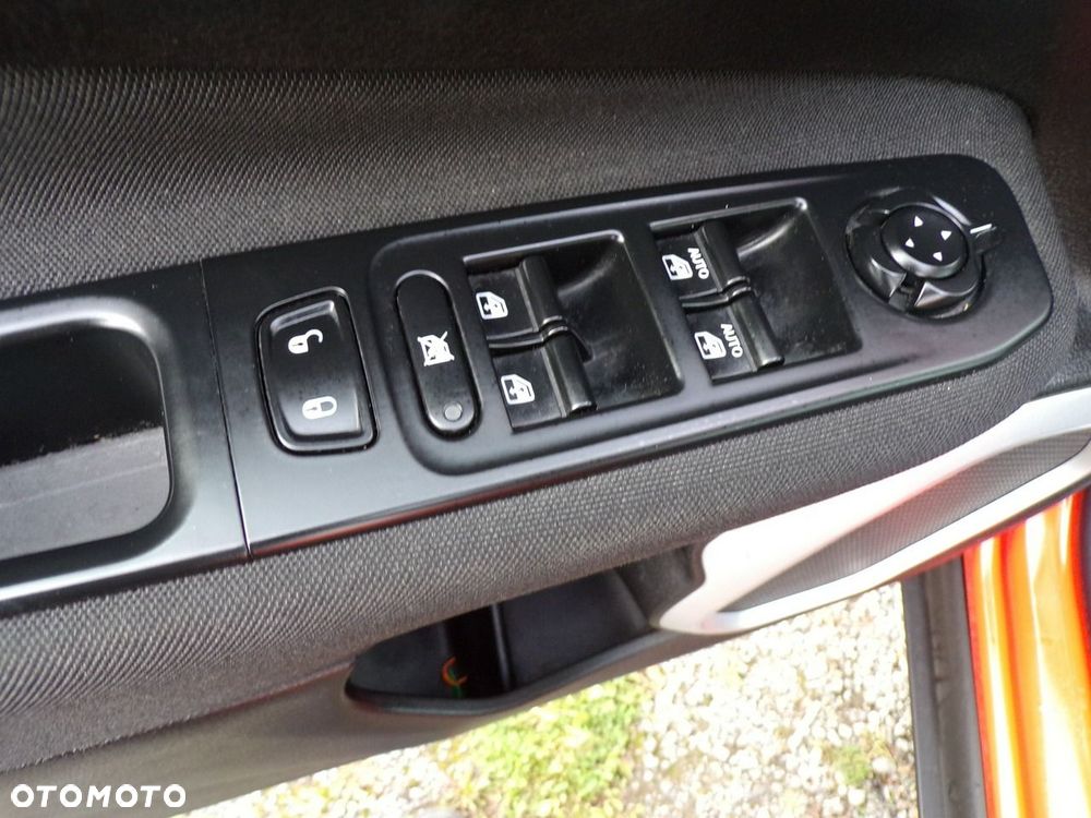 Jeep Renegade - 23
