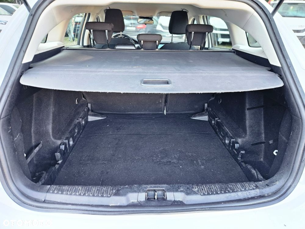 Ford Focus 1.5 EcoBlue SCR Trend - 11