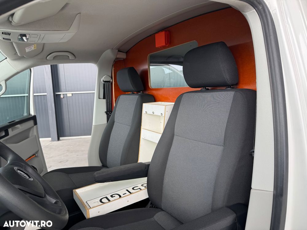 Volkswagen Transporter T6 - 19