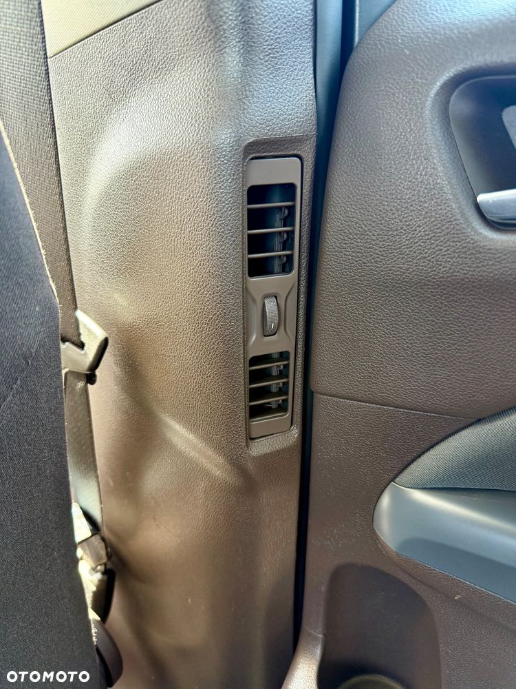 Opel Zafira Tourer 1.4 Turbo Automatik Business Innovation - 17