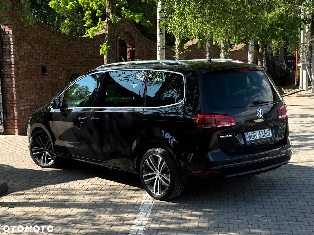 Volkswagen Sharan 2.0 TDI DSG (BlueMotion Technology) Highline - 11