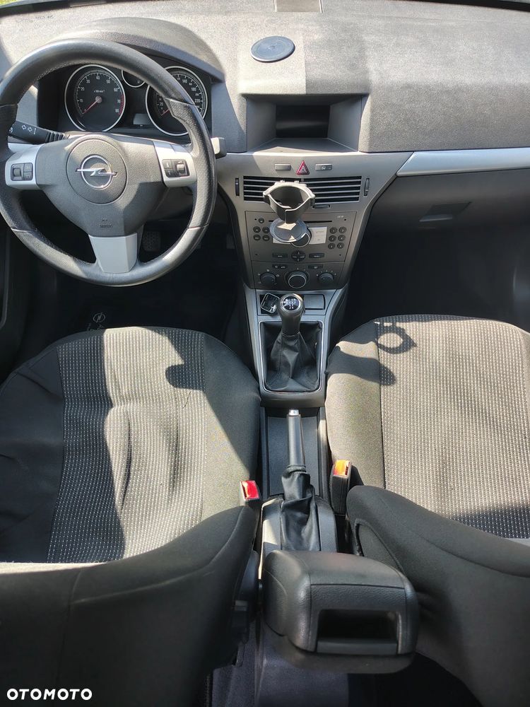 Opel Astra - 10