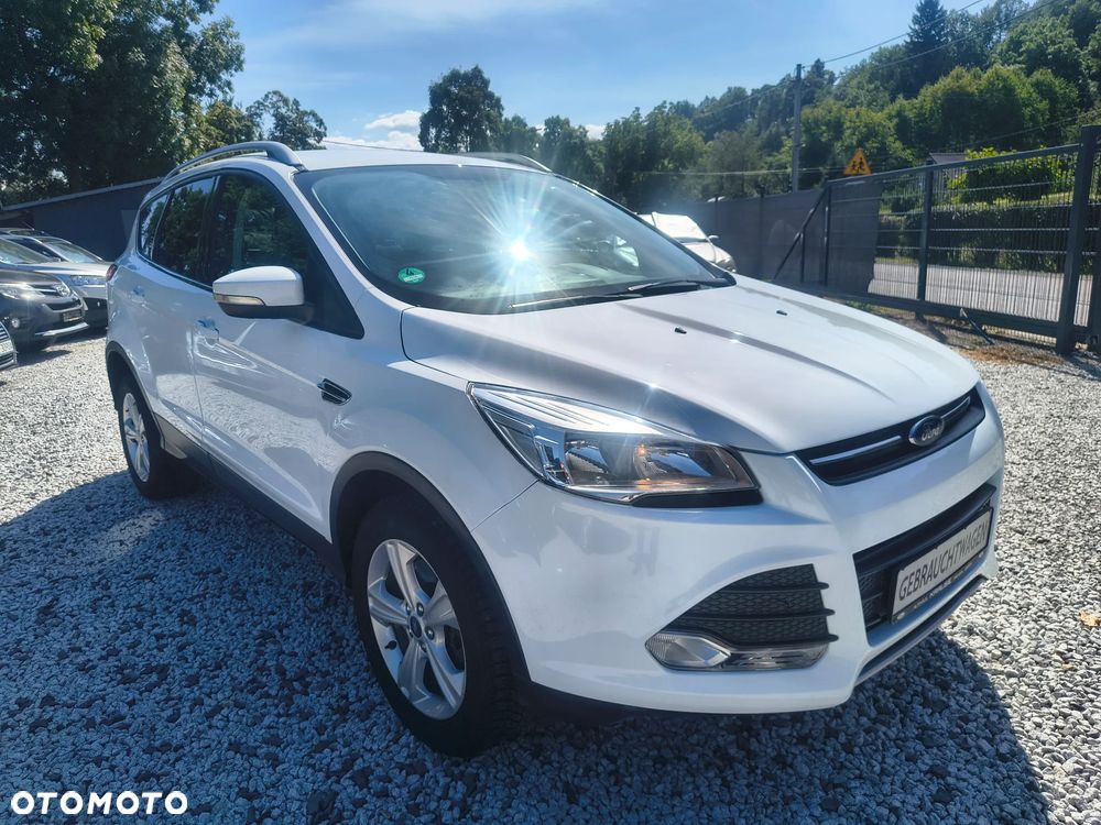 Ford Kuga 2.0 TDCi 2x4 Champions Edition - 4